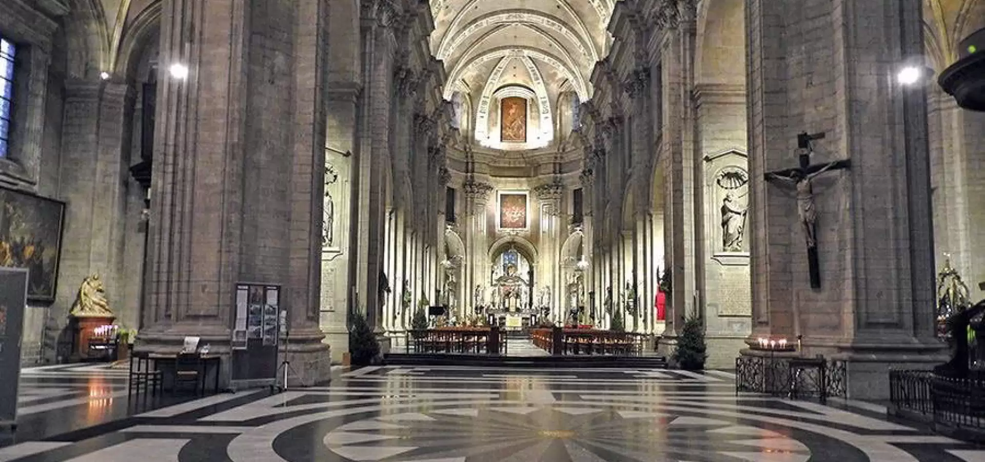 O.L.V-Sint-Pieterskerk, Gent photo