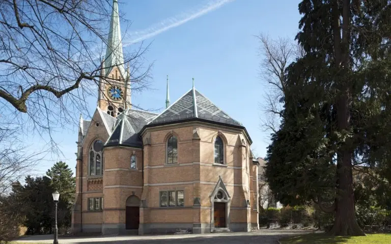 Kirche B&uuml;hl Wiedikon, Zurich
