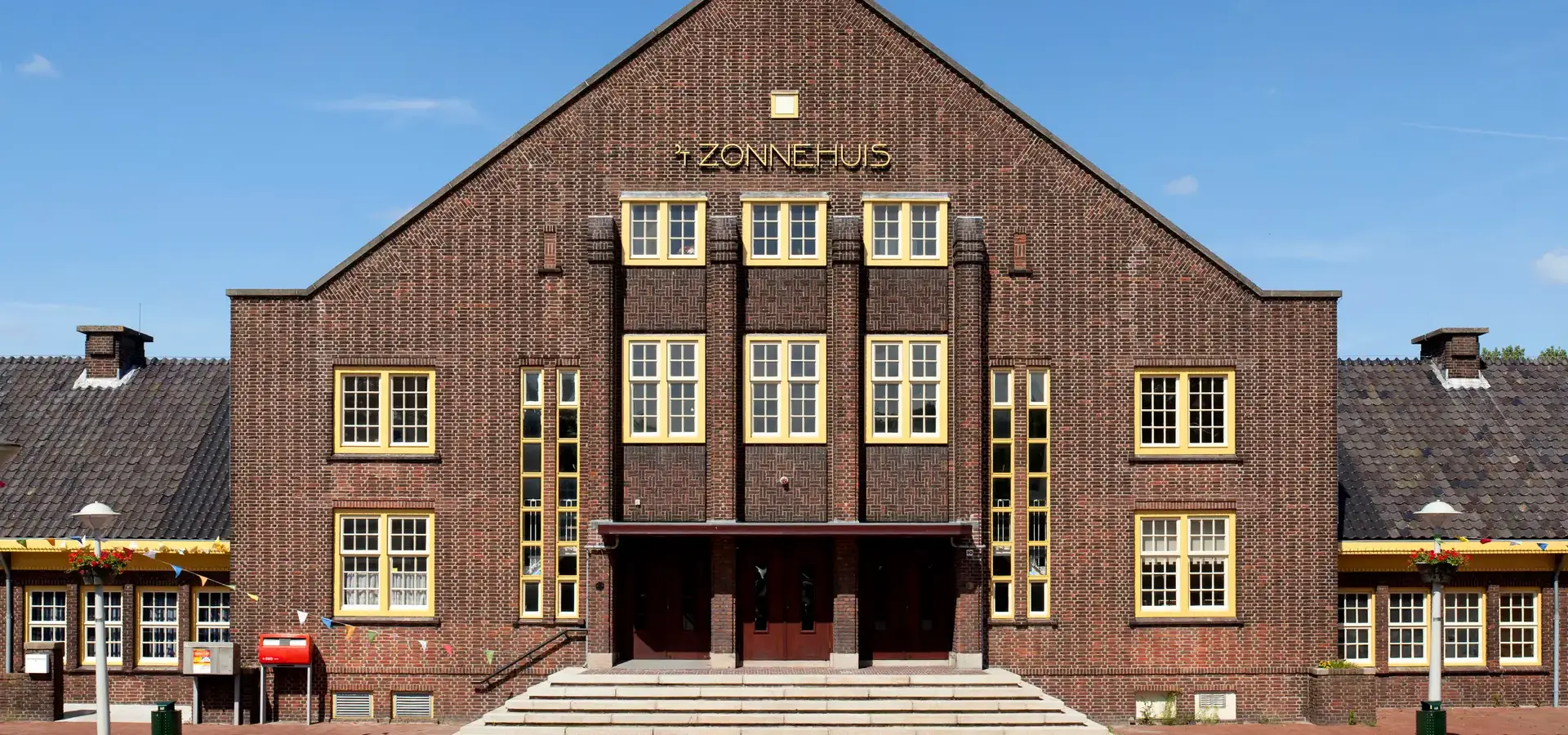 Zonnehuis, Amsterdam photo