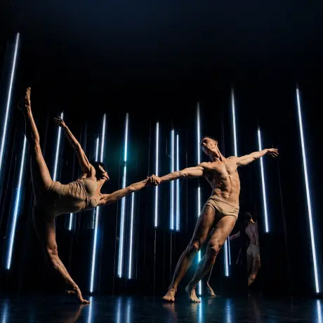 Sound Took Shape in Dublin: Universe of Neoclassics Debuts with Contemporary Ballet