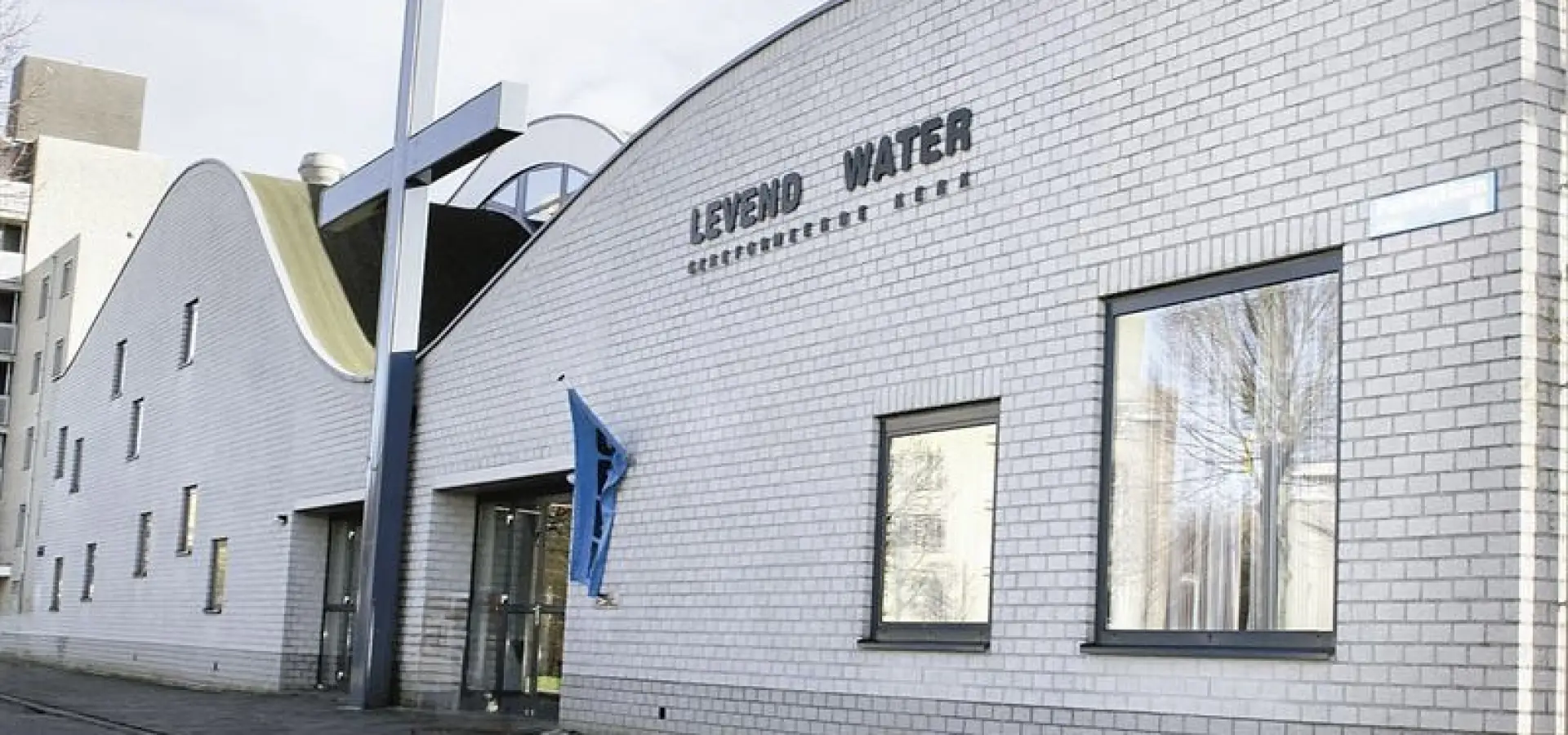 Levend Water Kerk, Almere photo